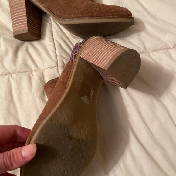 Suede stacked heel booty - Picture 4 of 4